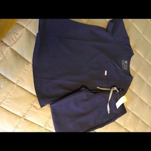 Figs scrub set, navy color.